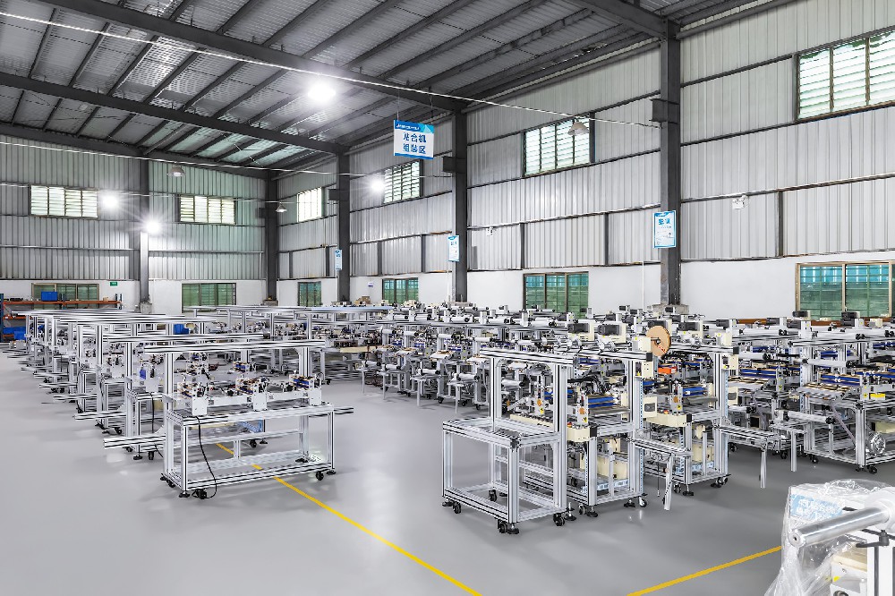 贴合机车间-开云世界杯中国有限公司