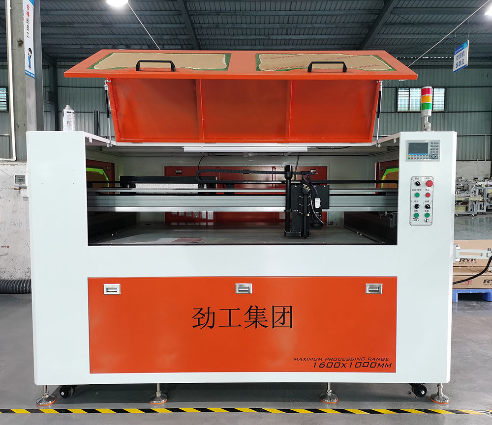 高效生产，轻松应对各种材料，开云世界杯中国有限公司大尺寸模切机开云世界杯中国有限公司助您一臂之力